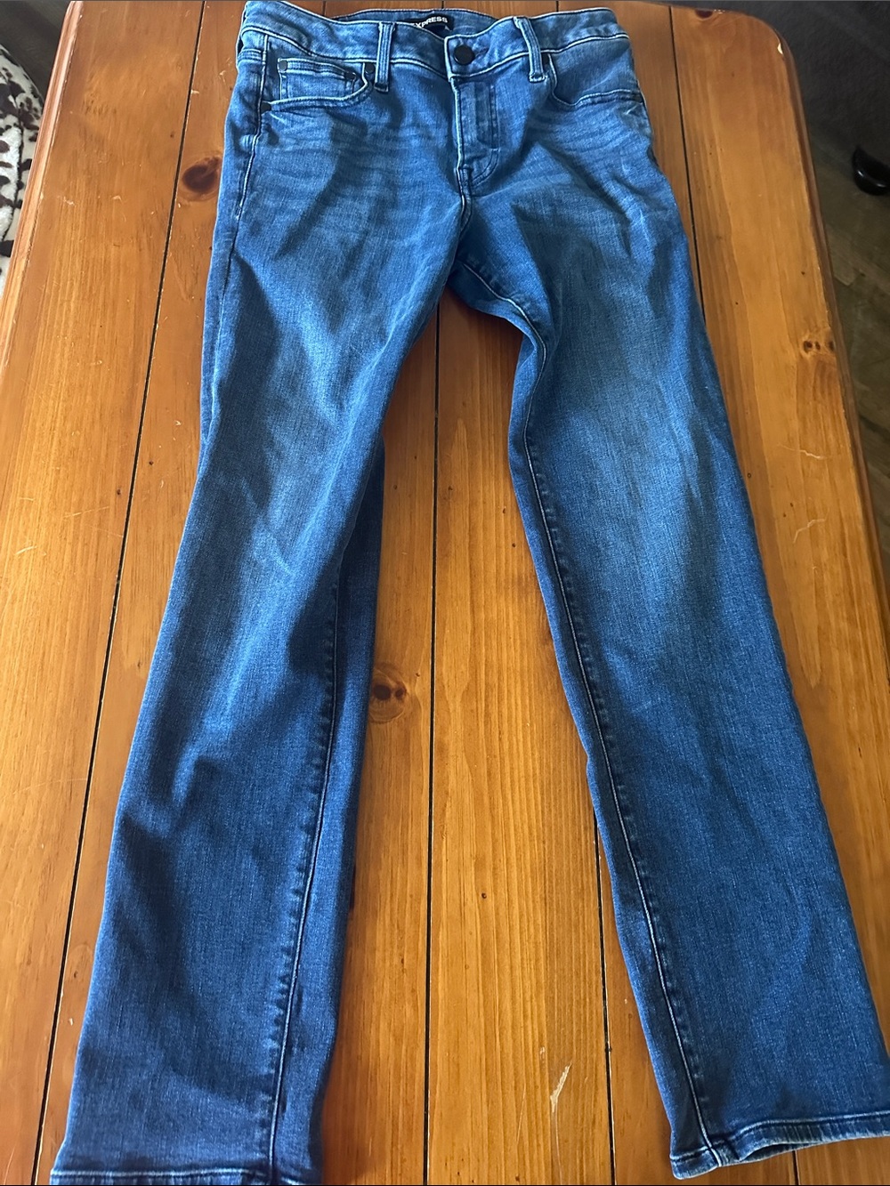 Express Men's Slim Straight Jeans - Medium Blue Wash